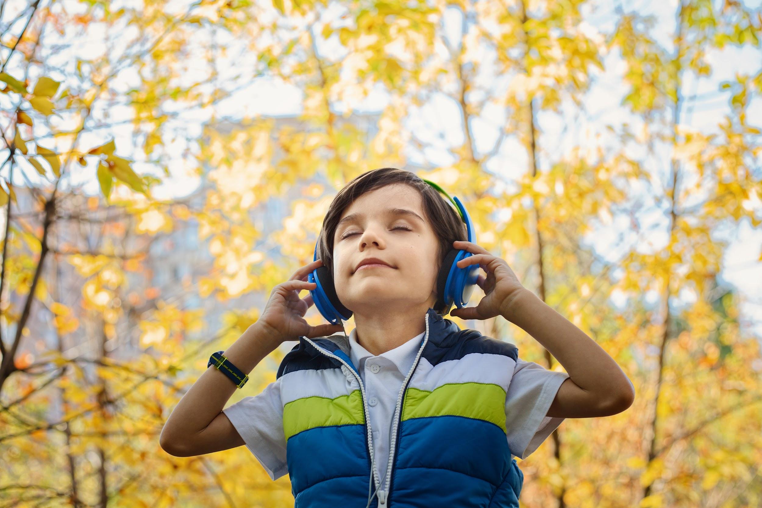 Why You Should Encourage Your Toddler to Listen to Music